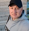 Максим, 33 года