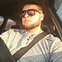 Макс, 32 года