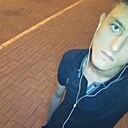 Денис, 23 года