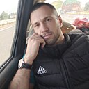 Максим, 33 года