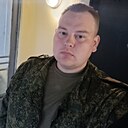 Денис, 24 года