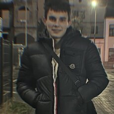 Фотография мужчины Илья, 20 лет из г. Санкт-Петербург