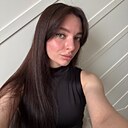 Карина, 22 года