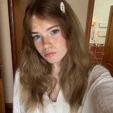 Фотография девушки Оля, 19 лет из г. Новосибирск