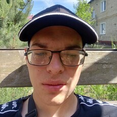 Фотография мужчины Игорь, 18 лет из г. Орел