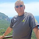 Aleksei, 61 год