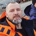 Mateos, 44 года