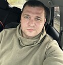 Илья, 32 года