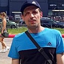Alejandro, 42 года