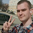 Максим, 23 года