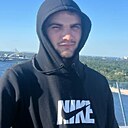 Олексій, 21 год