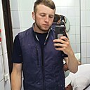 Авазбек, 22 года
