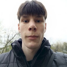Фотография мужчины Максим, 18 лет из г. Северск
