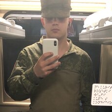 Фотография мужчины Влад, 19 лет из г. Воткинск