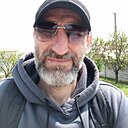 Юрий, 48 лет