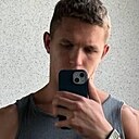 Max, 34 года