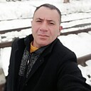 Лев, 46 лет