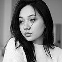 Luna, 31 год