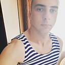 Макс, 33 года