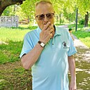 Валерий, 62 года
