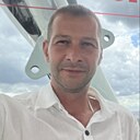 Илья, 44 года