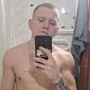 Максим, 23 года