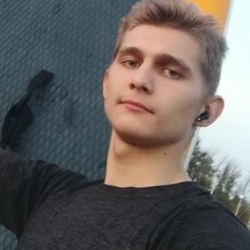 Фотография мужчины Глеб, 18 лет из г. Алексеевка (Белгородская Обл)