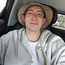 Максим, 22 года
