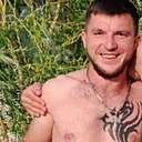 Денис, 24 года
