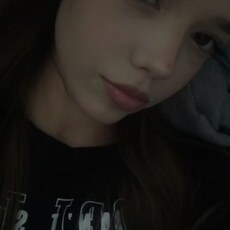 Фотография девушки Уля, 18 лет из г. Харцызск
