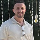 Михаил, 33 года