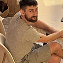 Виктор, 33 года