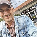Динар, 44 года