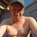 Олег, 44 года