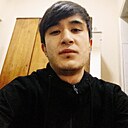 Элбек, 23 года
