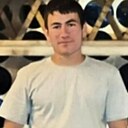 Амир, 20 лет