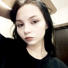 Фотография девушки Павлина, 18 лет из г. Ижевск