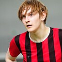 Максим, 18 лет