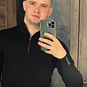 Артём, 22 года