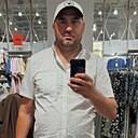 Bos, 43 года