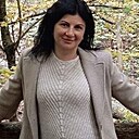 Семью, 38 лет