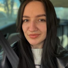 Елена, 19 из г. Екатеринбург.