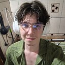 Максим, 22 года