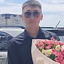 Мирбек, 24 года