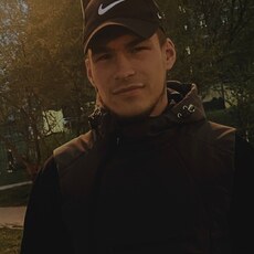 Фотография мужчины Максим, 27 лет из г. Серпухов