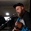 Майкл Безсахара, 34 года