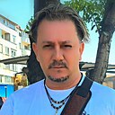 Batu, 44 года