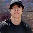 Дэвид, 18 лет