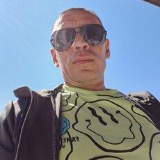 Фотография мужчины Владимир, 37 лет из г. Артем