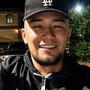 Sultan, 33 года